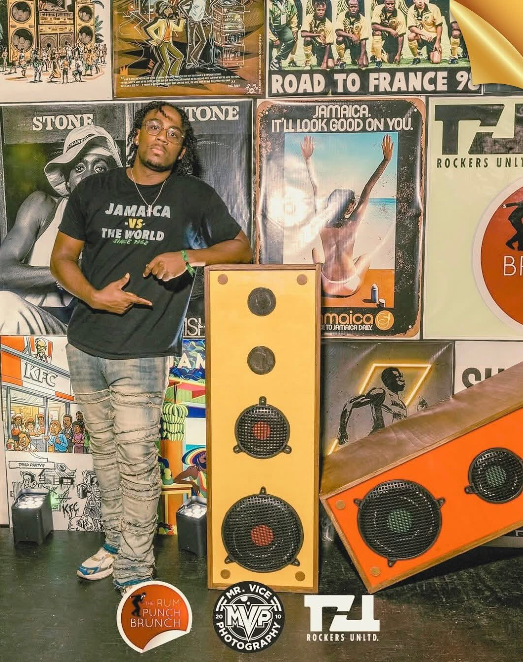 Jamaica -vs- The World Unisex t-shirt