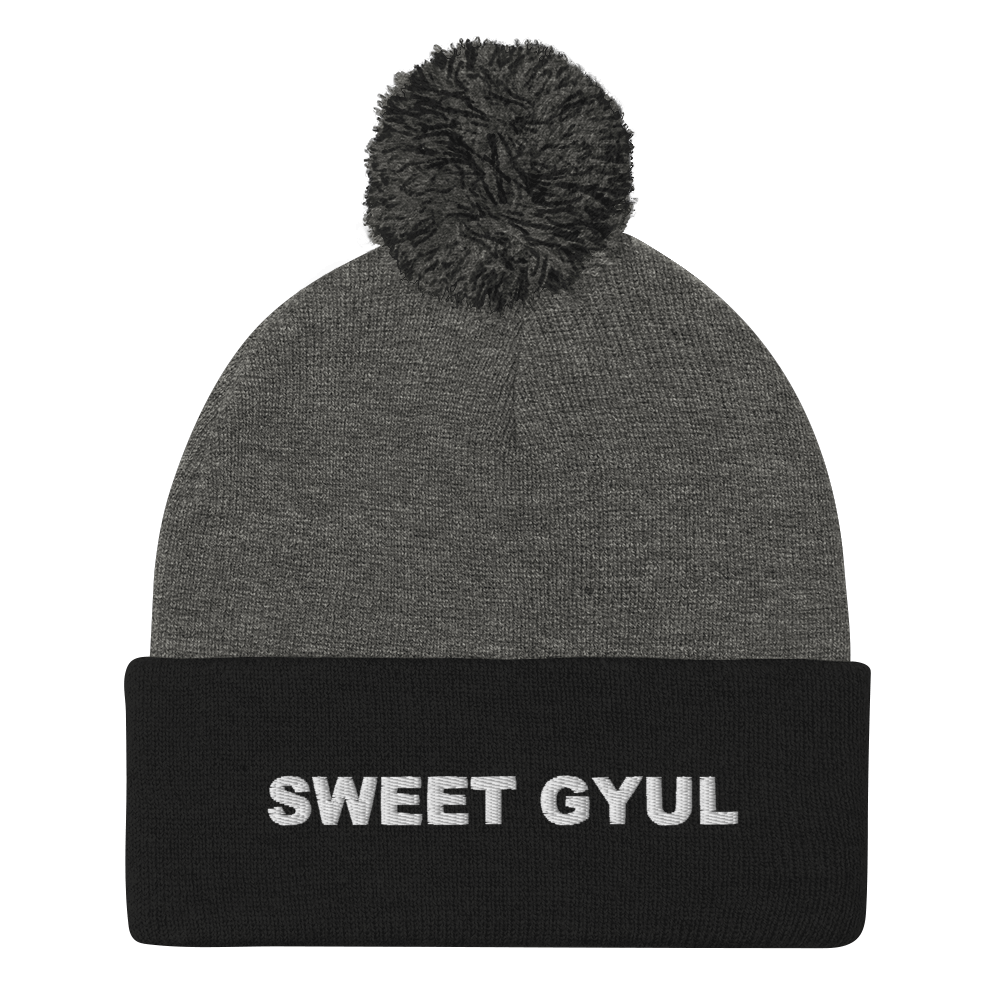 Sweet Gyul Pom-Pom Beanie